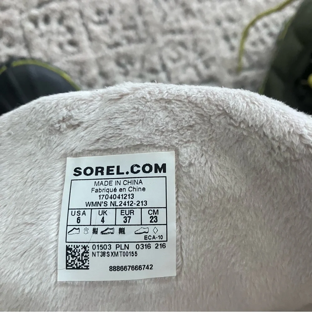 Sorel 6 waterproof Boot Lace Up Green Yellow High Insulated